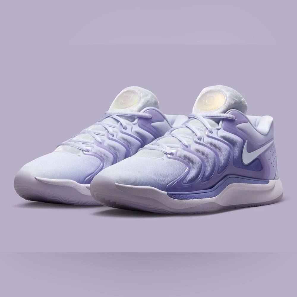 Nike Men's KD 17 B.A.D. Basketball Shoes